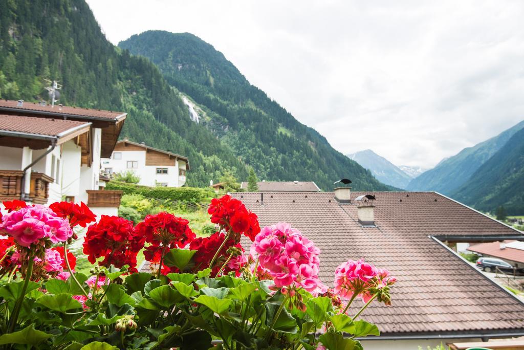 Haus Gleinser - Neustift im Stubaital Zimmer foto